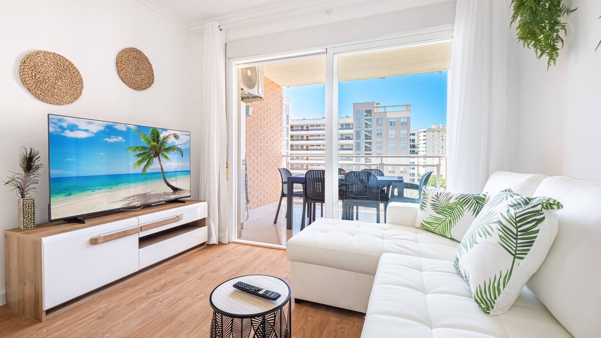 Villajoyosa Apartment | Cala Esmeralda 7-I Apartment Playa La Cala Beach