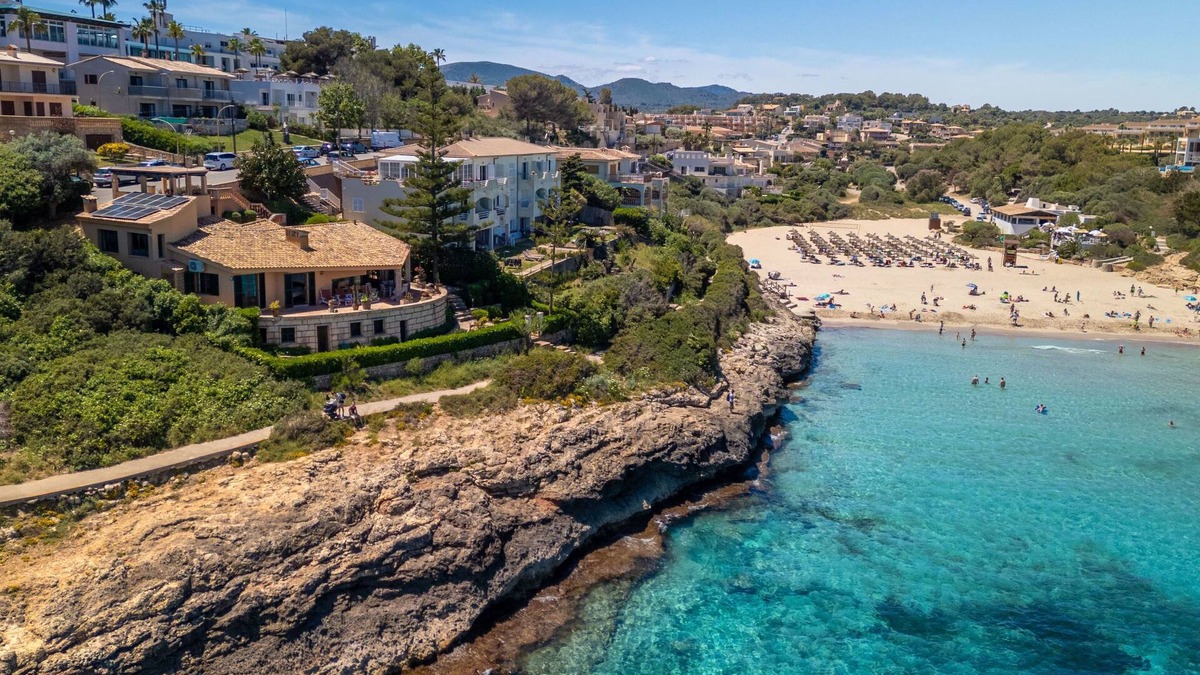 Cala Anguila-Cala Mendia House | Cala Mendia Sea Views by Interhome