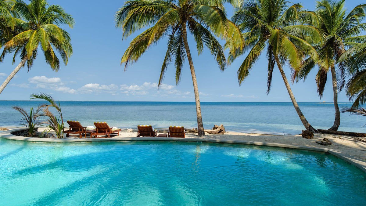 Calala Island Hotel | Calala Island