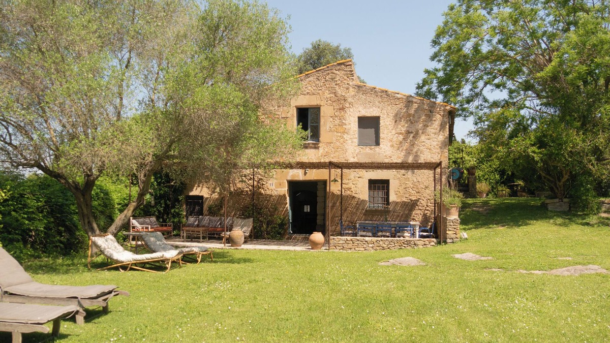 Ullastret Cottage | CALASOLITA, SMALL FARMHOUSE IN ULLASTRET