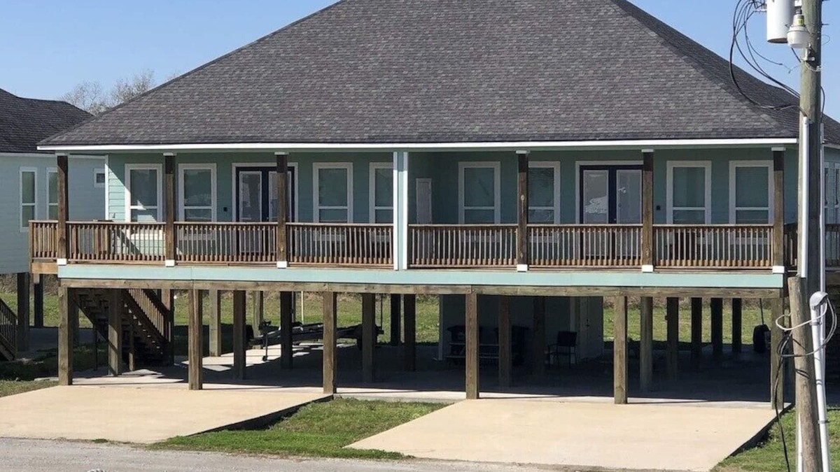 Hackberry Condo | Calcasieu Condo Unit A in Hackberry, LA