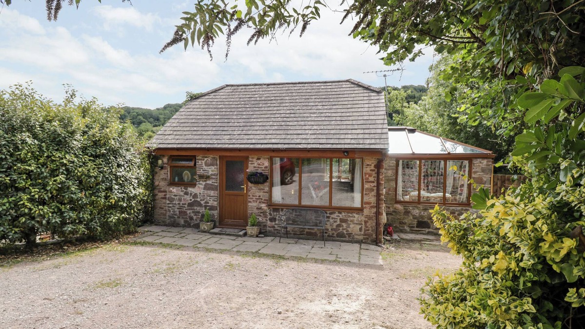 Redbrook Cottage | CALCOTT ANNEXE, pet friendly in Whitchurch, Herefordshire