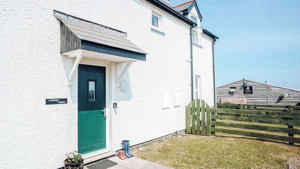 Lydstep Cottage | Caldey View - UK6734
