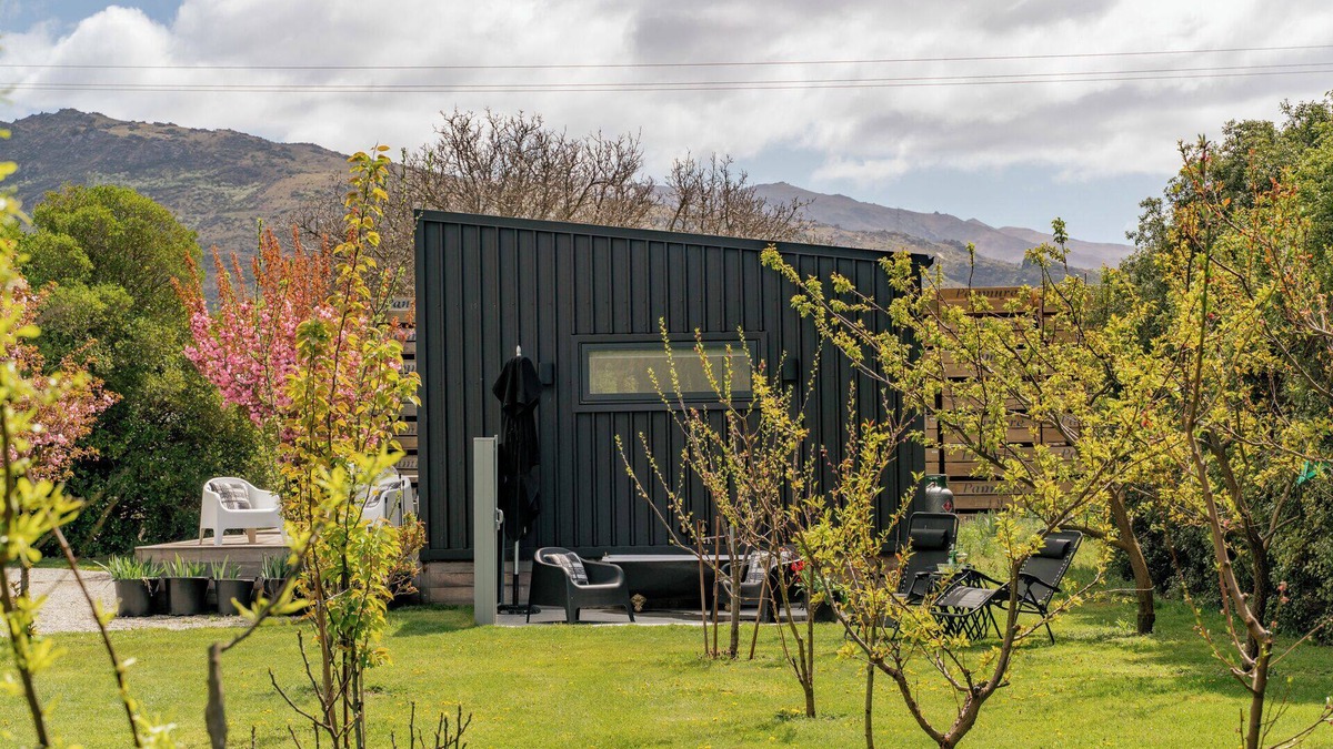 Earnscleugh House | Caledonia - Earnscleugh Holiday Home