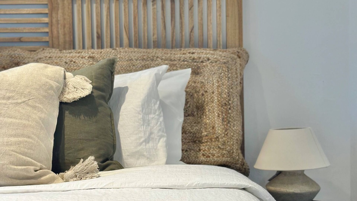 Camprodon Apartment | Calella downtown with swimming pool 100m from the beach