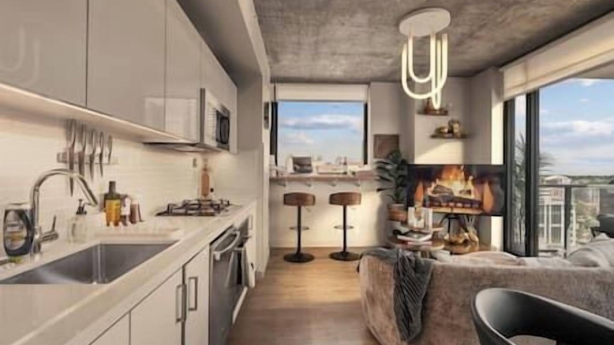 Connaught Apartment | Calgary Tower View |King Bed | 2BR |AC | Pool |Gym