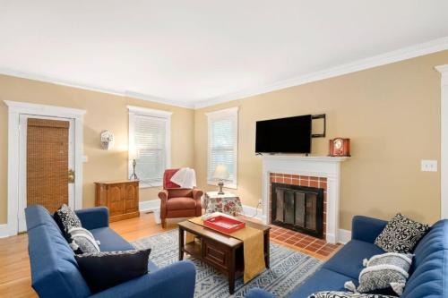 Huntsville House | Cali St Rocket City Residence