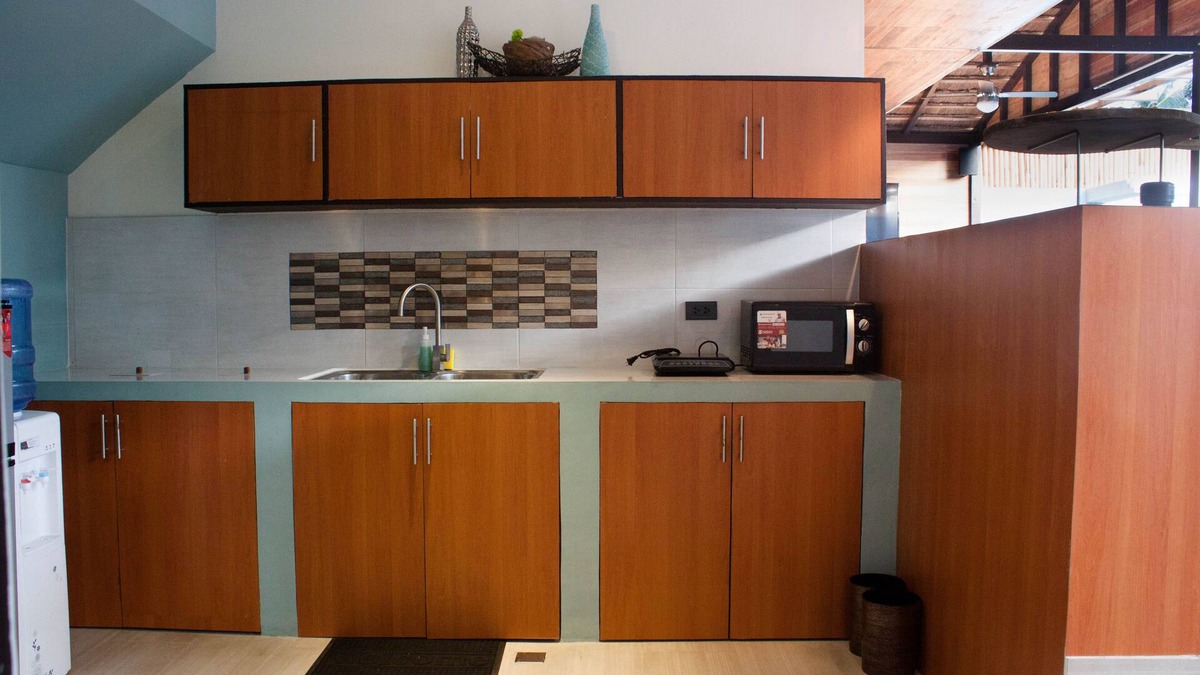 Pansol Villa | California Beach Casita