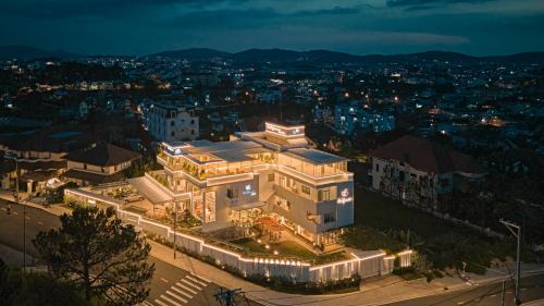Phuong Hotel | California Hotel