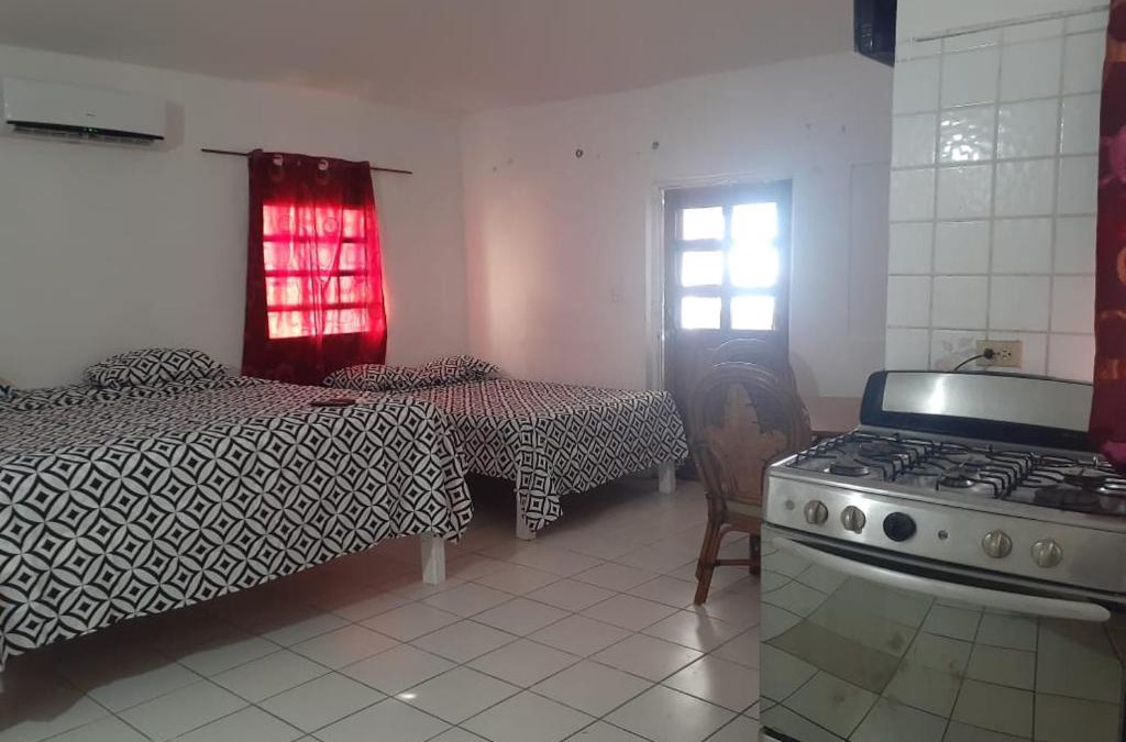 Philipsburg Bed & Breakfast | Calinago Friendly Family Sxm