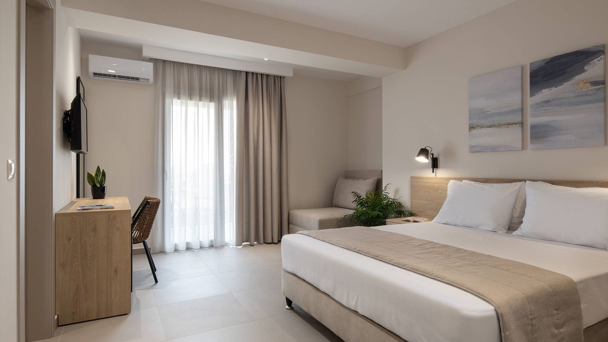 Kalivia Poliyirou Hotel | Calives Premium Stay