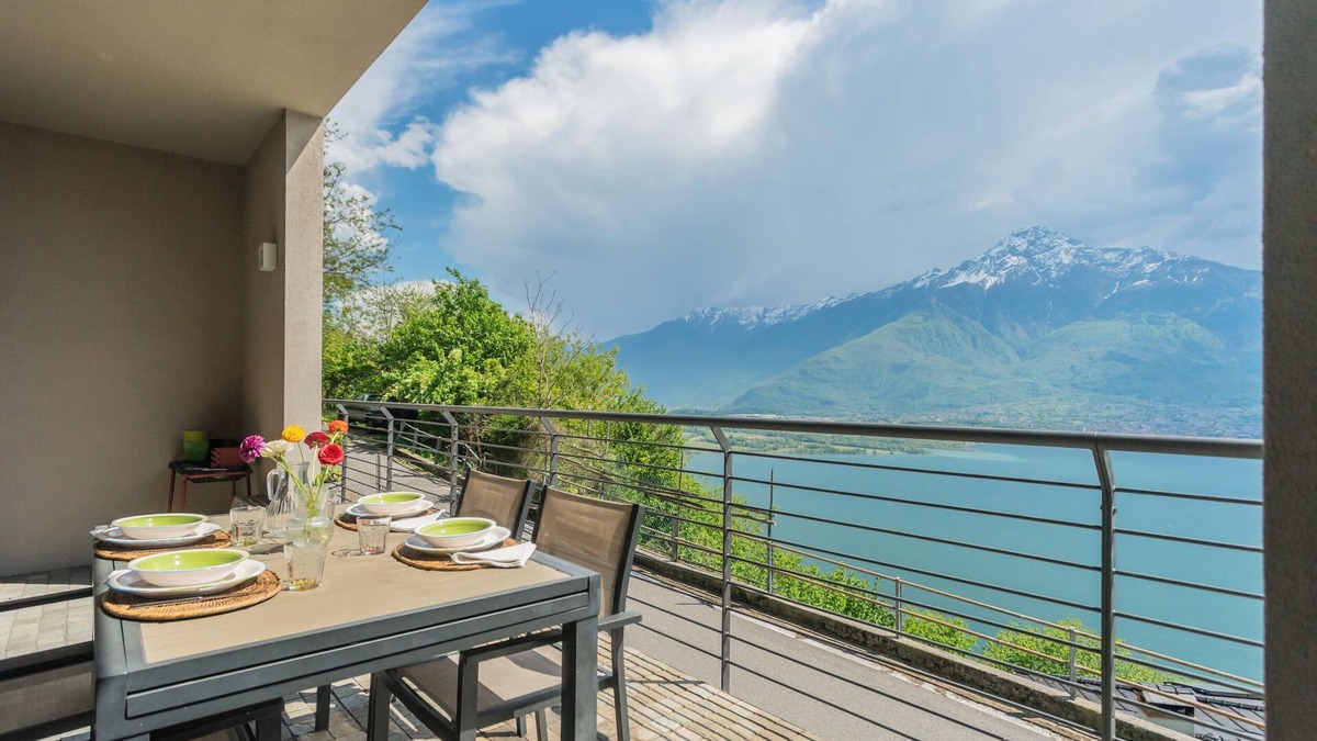 Trezzone Apartment | Calle apartment with lakeview