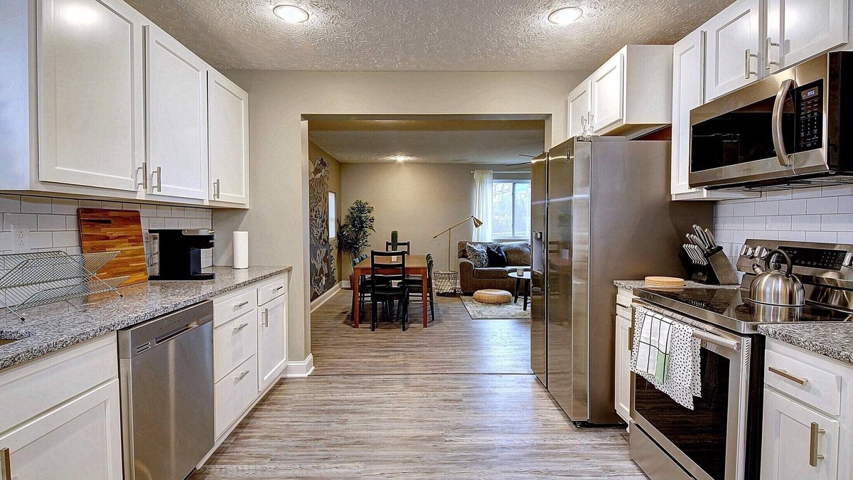 Scott Depot House | Calm and cozy WV home conveniently located.