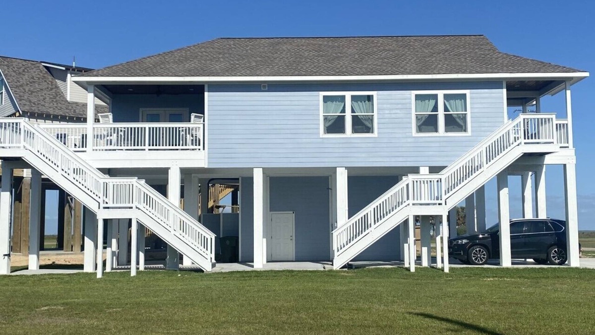 Pointe San Luis House | Calm Coastal Cottage | 3 Bed, 2 Bath