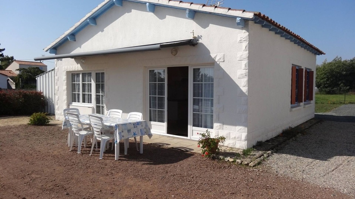 LʼAiguillon-sur-Mer House | Calm cottage near fishing with garden and wifi