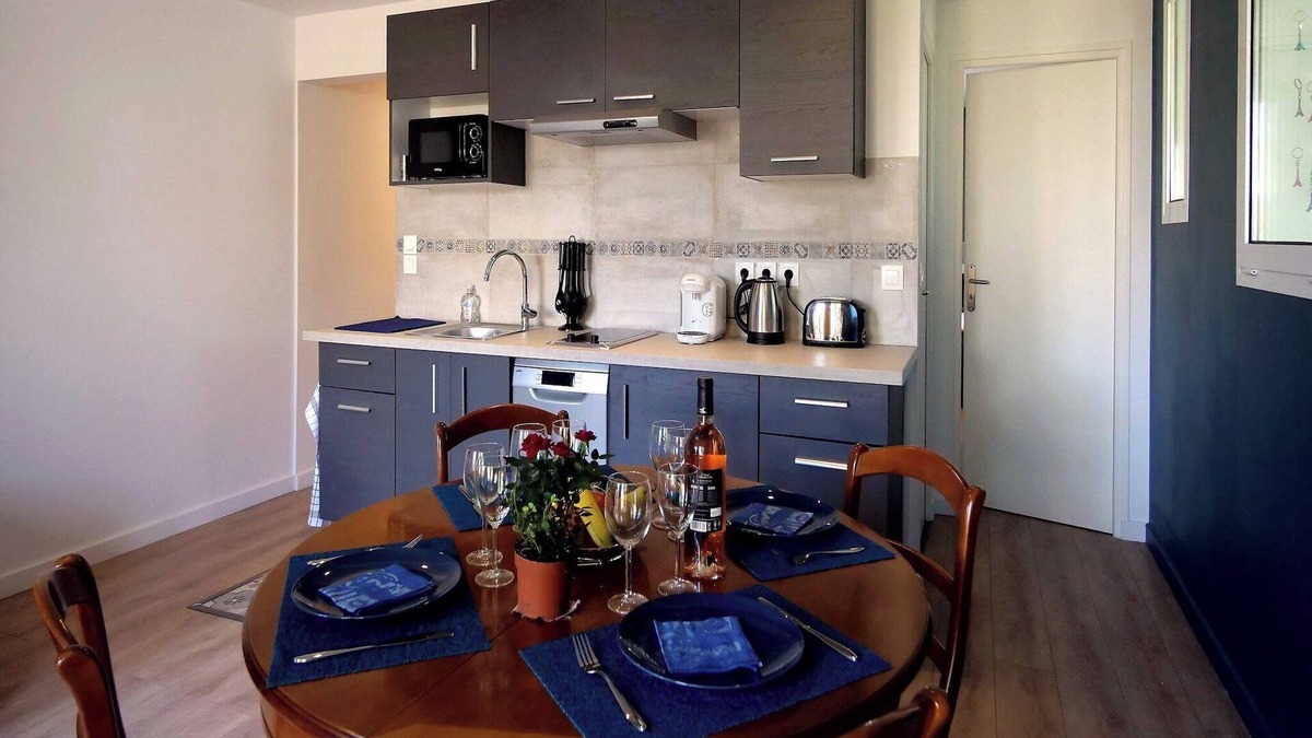 Orly Apartment | Calm in the center of the city of Orly