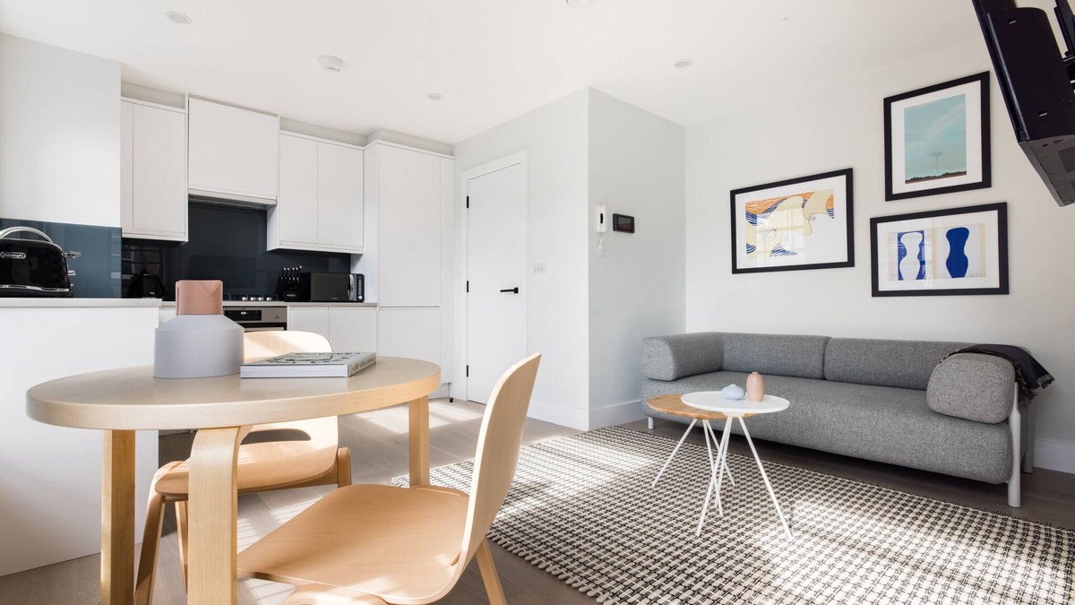 Chinatown Apartment | Calm Leicester Sq Studio - Netflix & Nespresso