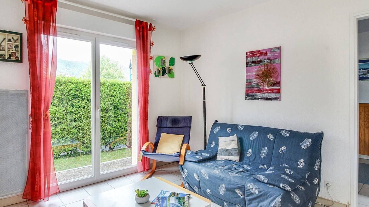 Esquieze-Sere Apartment | Calm T3 for 6, terrace, garden, near amenities