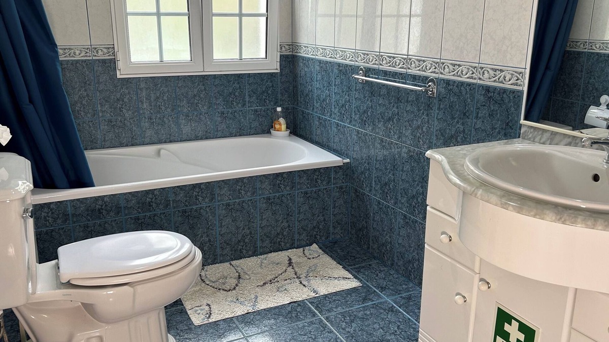 Caloura Apartment | Caloura Water Accommodation