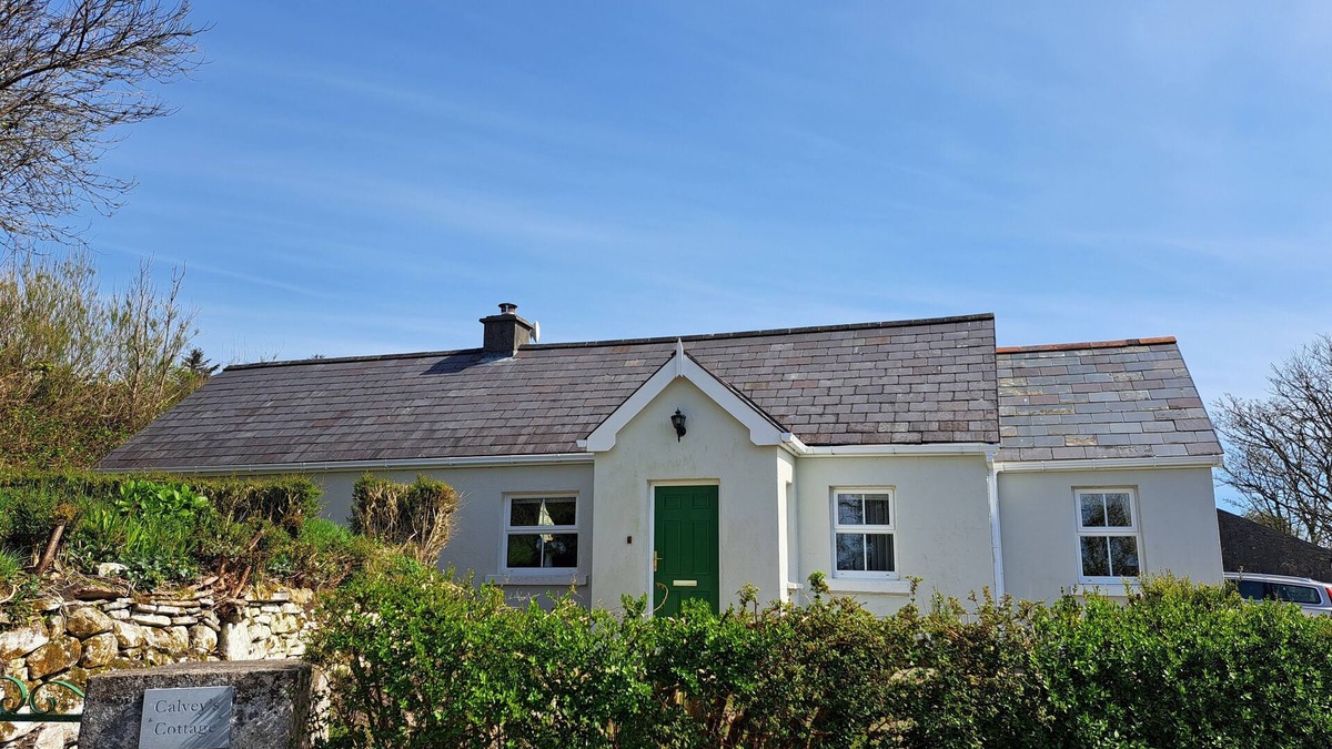 Newport Cottage | CALVEY'S COTTAGE, family friendly in Mulranny, County Mayo