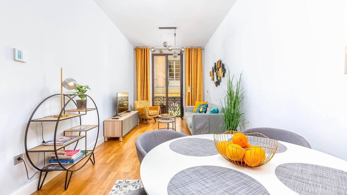 Centro Apartment | Camas - Holiday apartment Malaga City