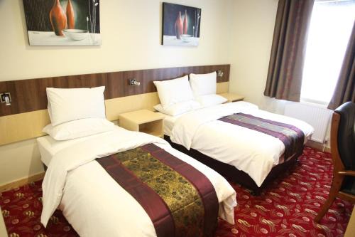Huddersfield Hotel | Cambridge Hotel