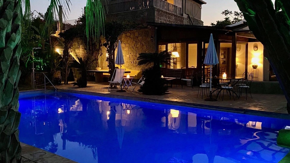 Panza Apartment | "Cambusa Cottage" with terrace, swimming pool and spa hot tub