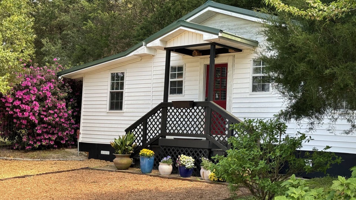 Camden House | Camden Garden Cottage