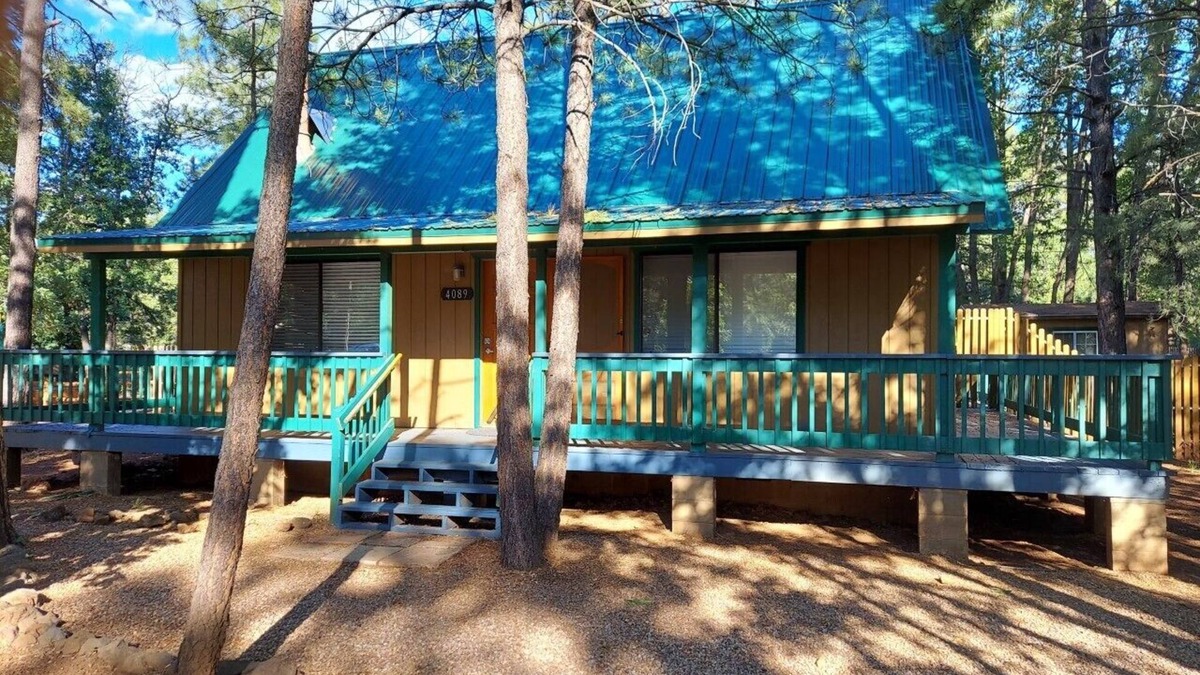 Pinetop Cabin | Camelia's cabin