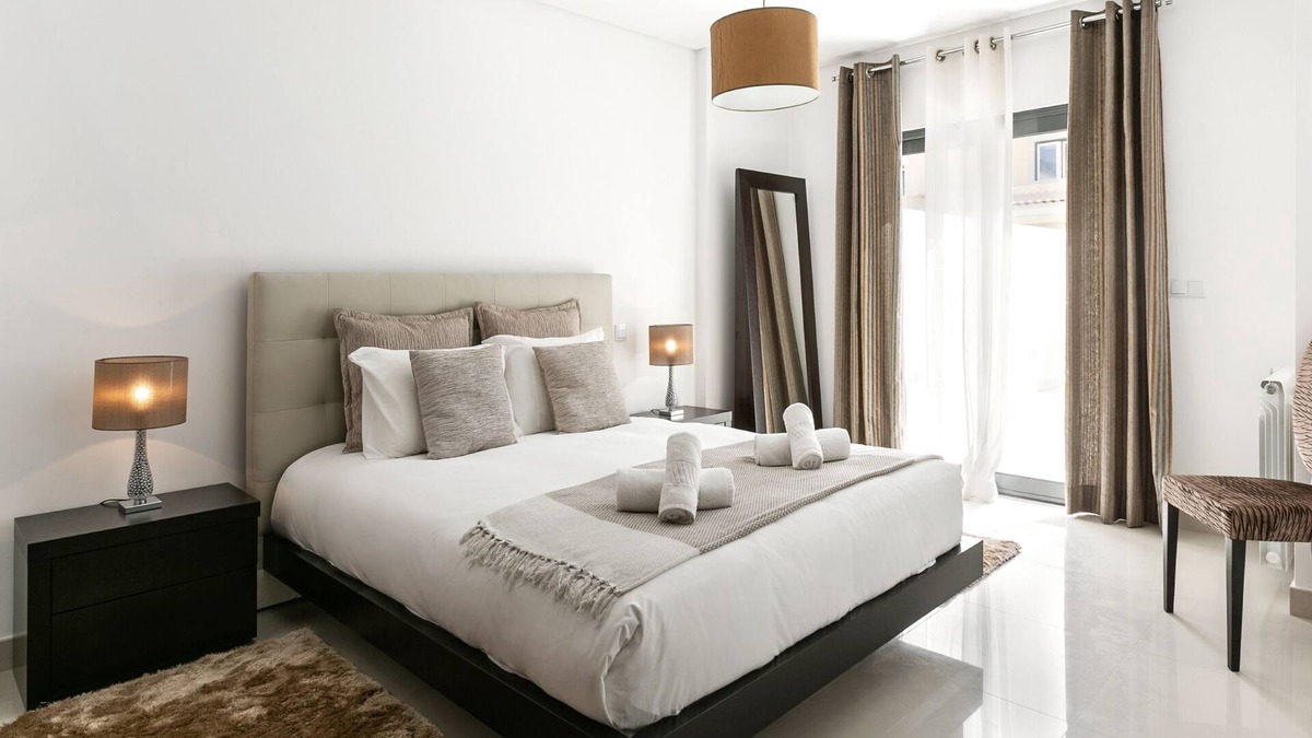 Ferrel Apartment | Caminho da Praia - Pool & Beach Area