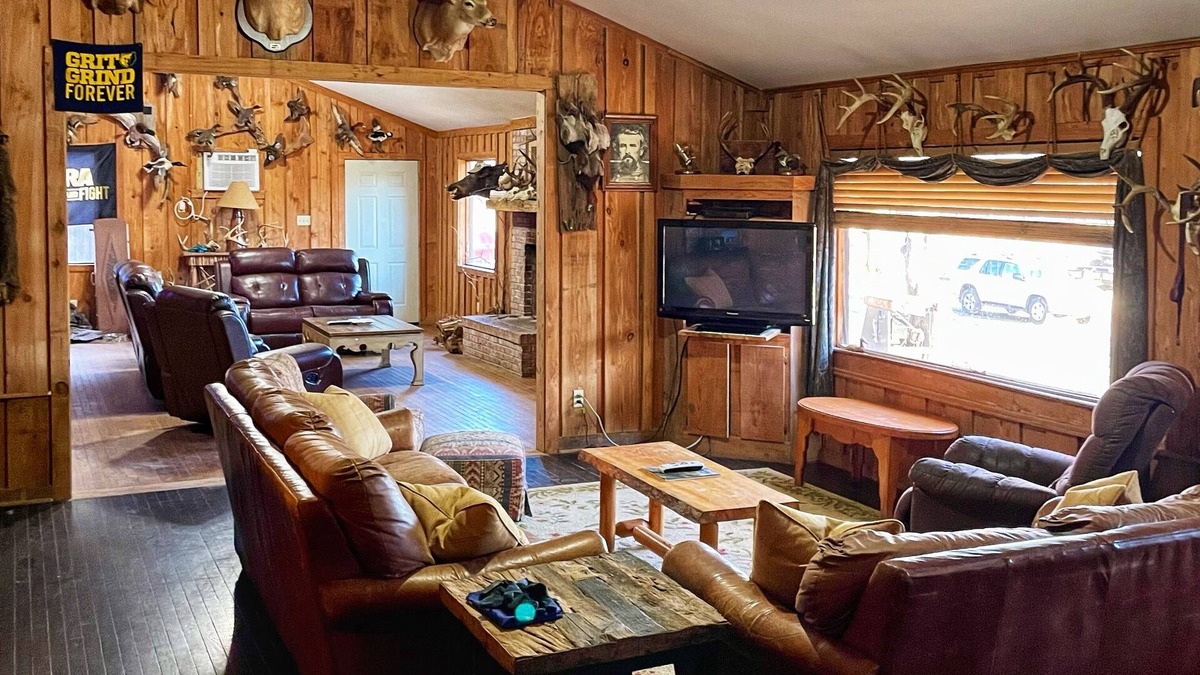 Belen Cabin | Cammack Lodge located near Clarksdale and Moon Lake, Mississippi