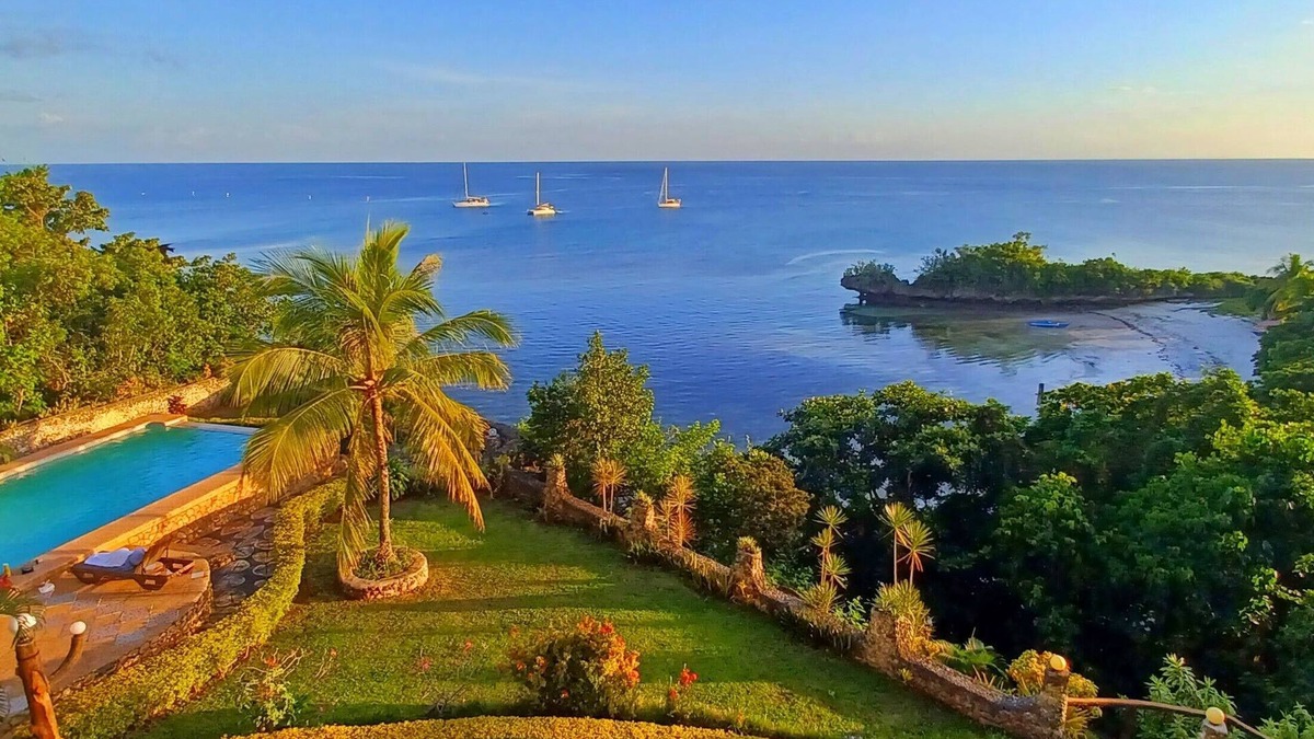 San Francisco Island Apartment | Camotes Serenity - your haven of peace