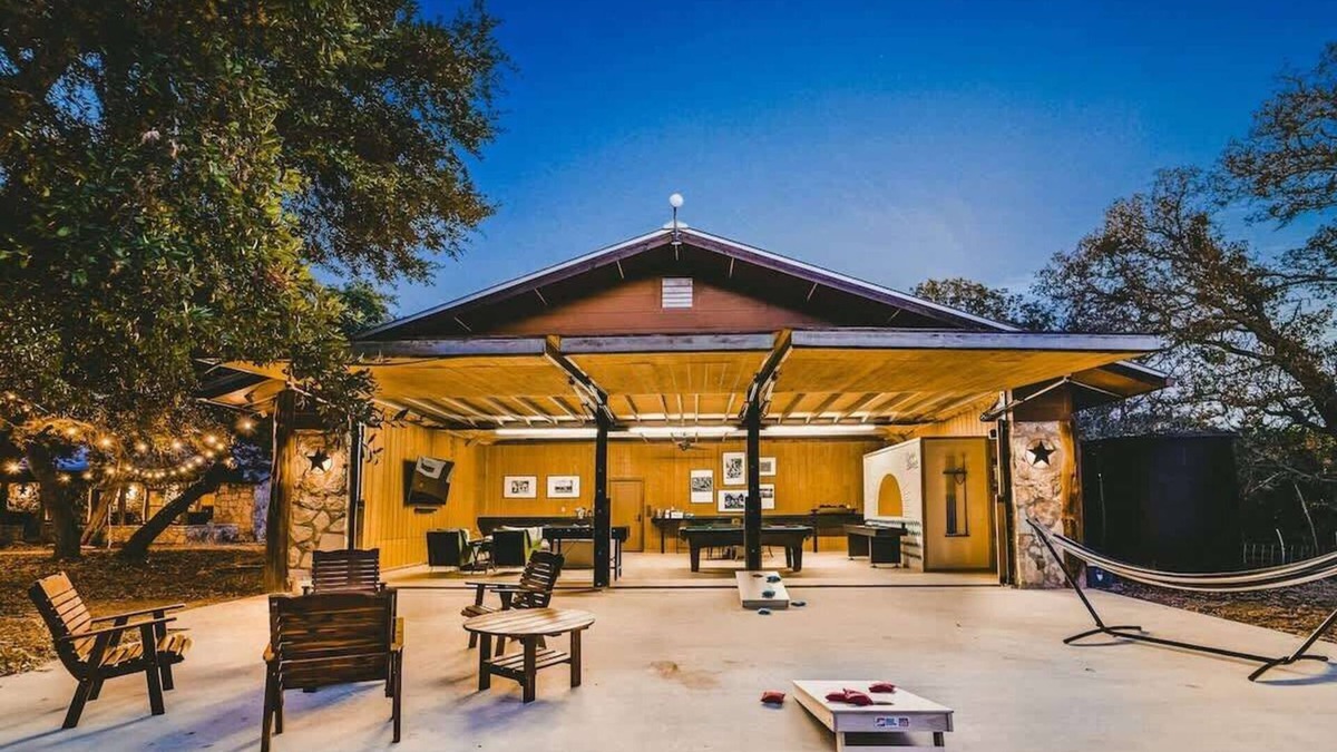 Blanco House | Camp Blanco | 18-Acre Ranch + Game Barn