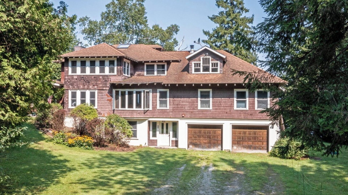 Shelburne Cottage | Camp Roosevelt on Lake Champlain