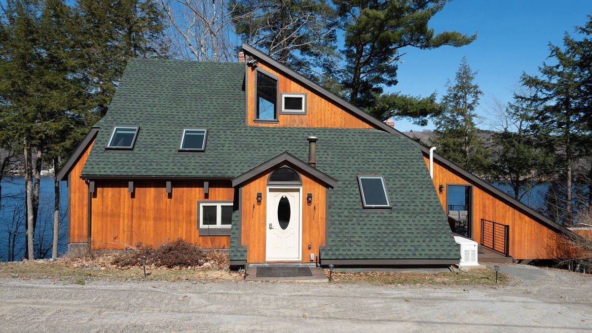 Lucerne-in-Maine House | Camp Rosalie - Spacious 5-bedroom house with WiFi, AC on Lucerne/Phillips Lake