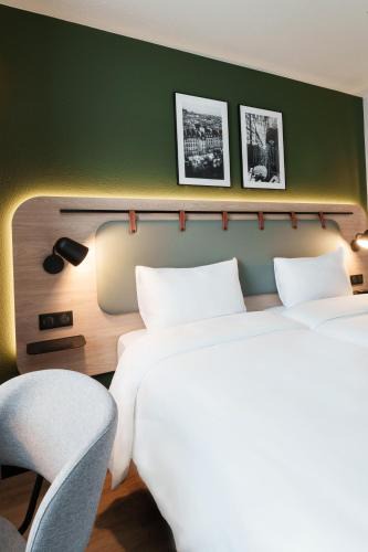 L'Arenas Hotel | Campanile PRIME - Nice Airport