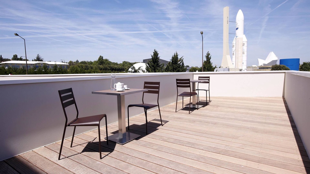 Pont des Demoiselles-Montaudran-La Terrasse Hotel | CAMPANILE TOULOUSE SUD BALMA - Cité de l'Espace