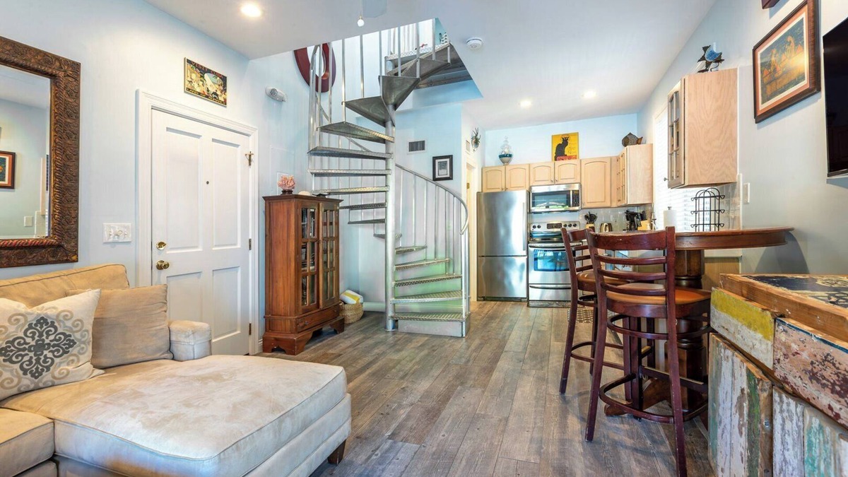 Historic Seaport House | Campbell Suite in Key West