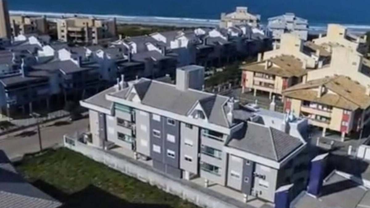 Ingleses Norte Apartment | Campbells Guesthouse