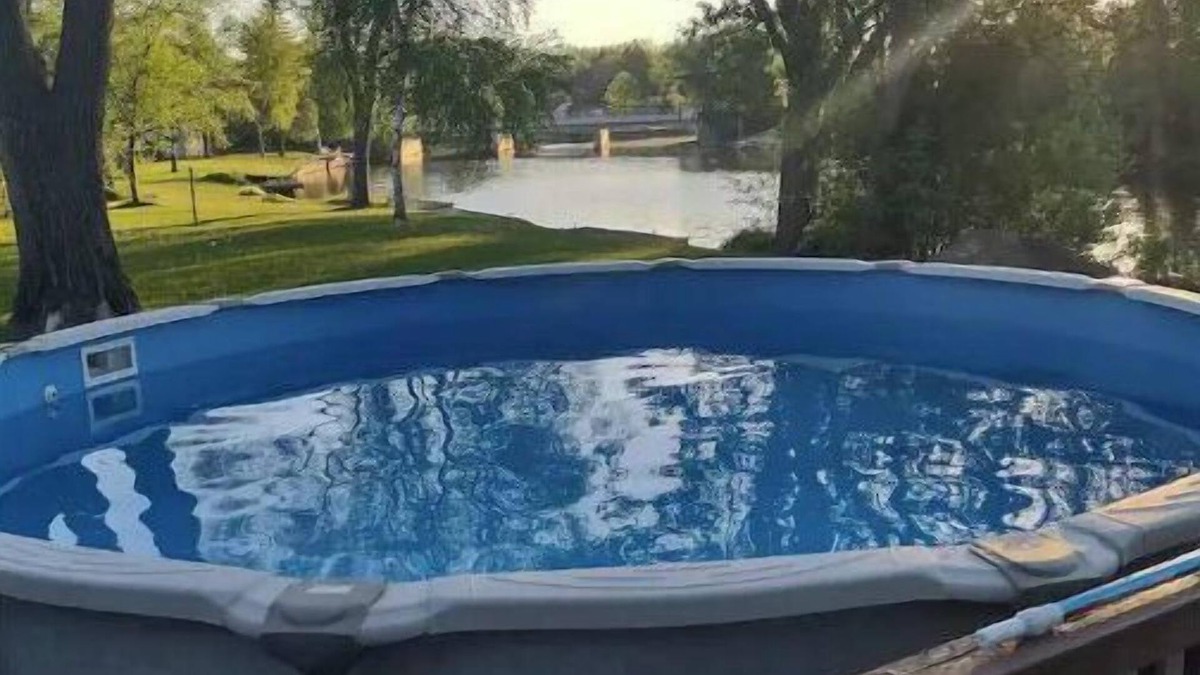 Bay City House | Camper for 3 on the River ~ Kayaking, Boating, Swimming, Bonfires, and More!