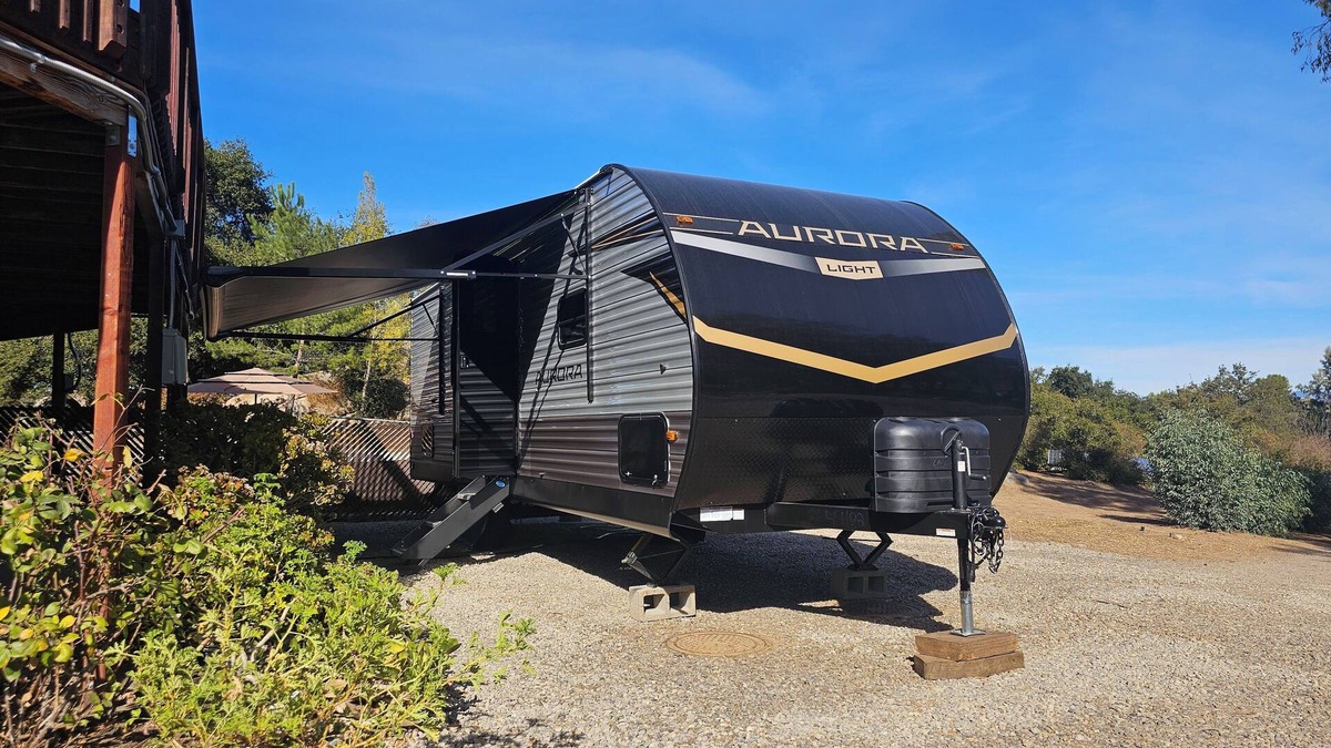 Ramona House | Camper RV on Ramona Homestead