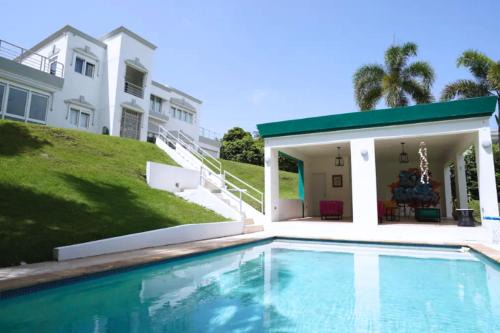 Vilomar Villa | Campestre para familias grupos en Puerto Rico