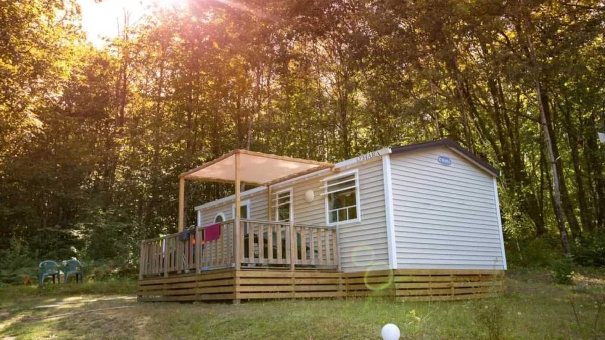 St-Sulpice-de-Mareuil House | Camping 3 étoiles - Parc aquatique - ccbbaic