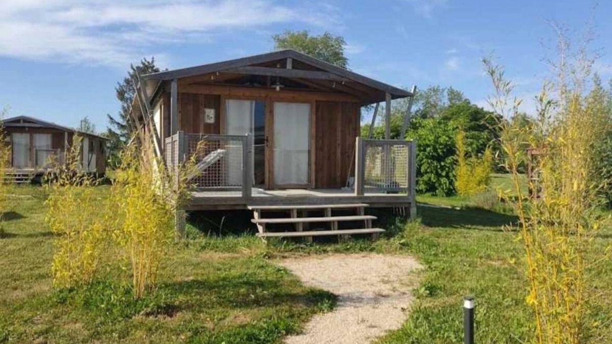 Mont-pres-Chambord House | Camping 3 étoiles - Piscine - ccbadci