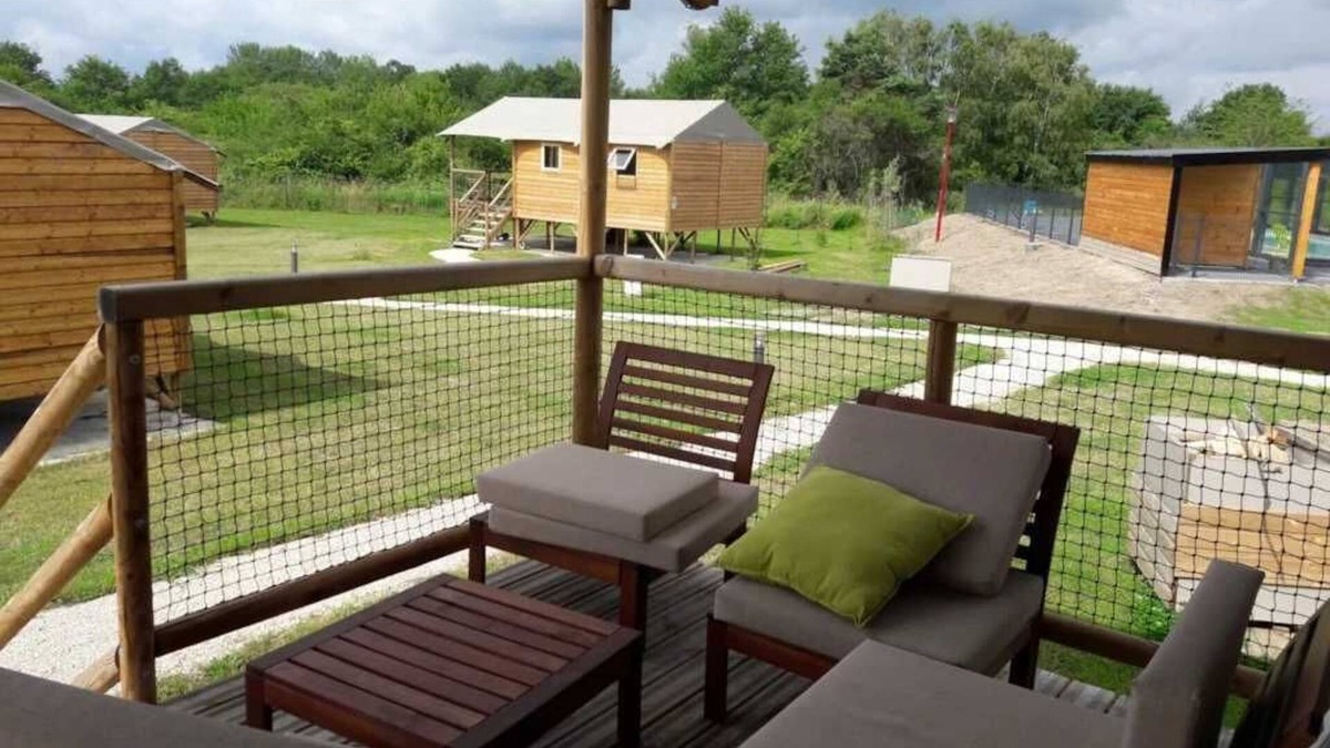 Mont-pres-Chambord House | Camping 3 étoiles - Piscine - ccbbdie