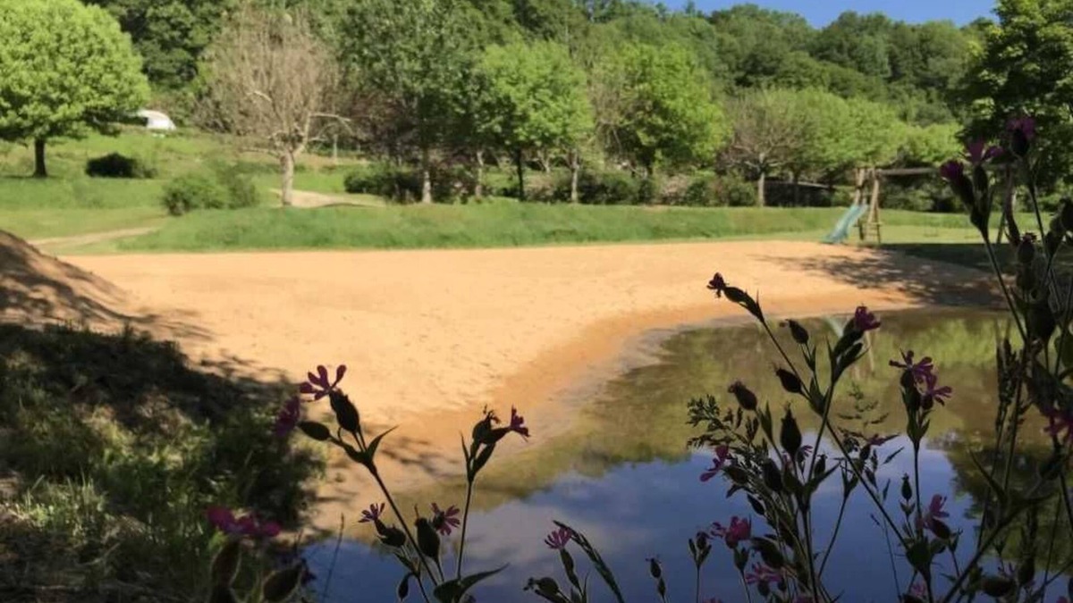 Jumilhac-le-Grand House | Camping 3 étoiles - ccaiddg
