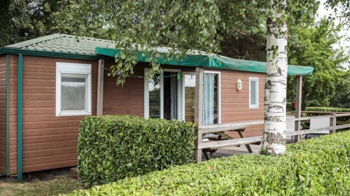 Plantades House | Camping 3 étoiles - ccaidff