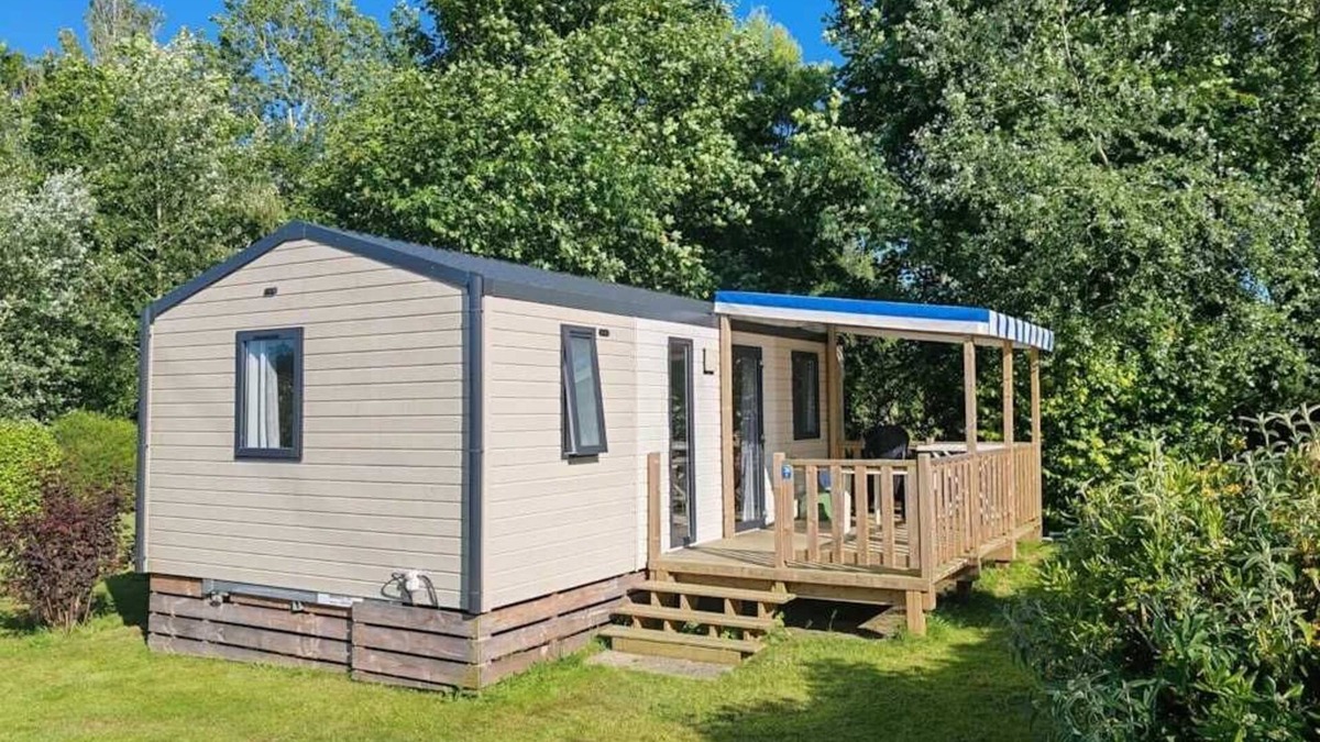 Pouldreuzic House | Camping 3 étoiles - Piscine - eeeg00