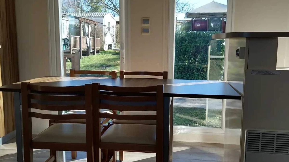 Verteillac House | Camping 3 étoiles - Piscine - ccbacfd