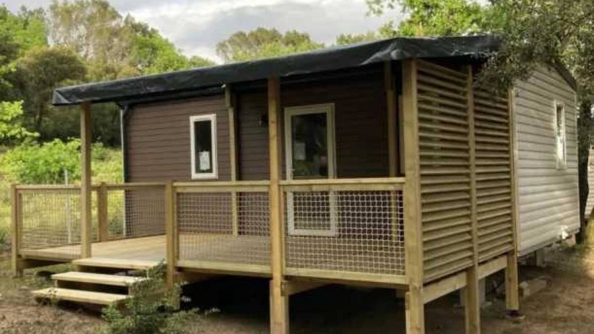 Bollene House | Camping 3 étoiles - Piscine - eehcia